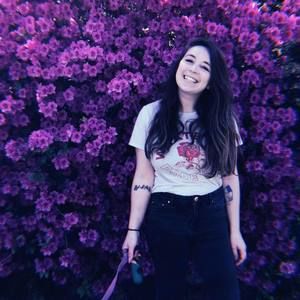 Meet your Posher, Anissa